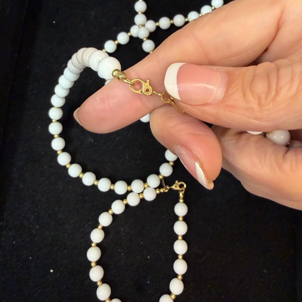Elegant Pink Beaded Necklace